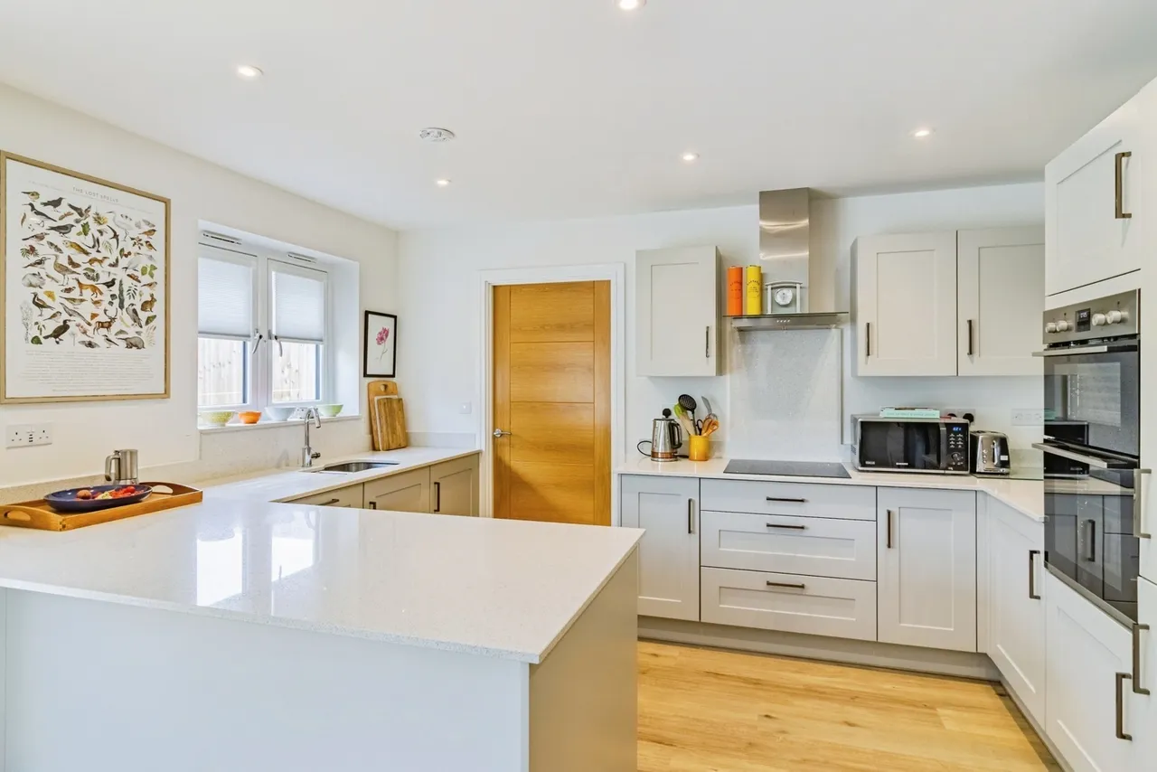 Sawfield Drive, Dartington, TQ9, photo 3