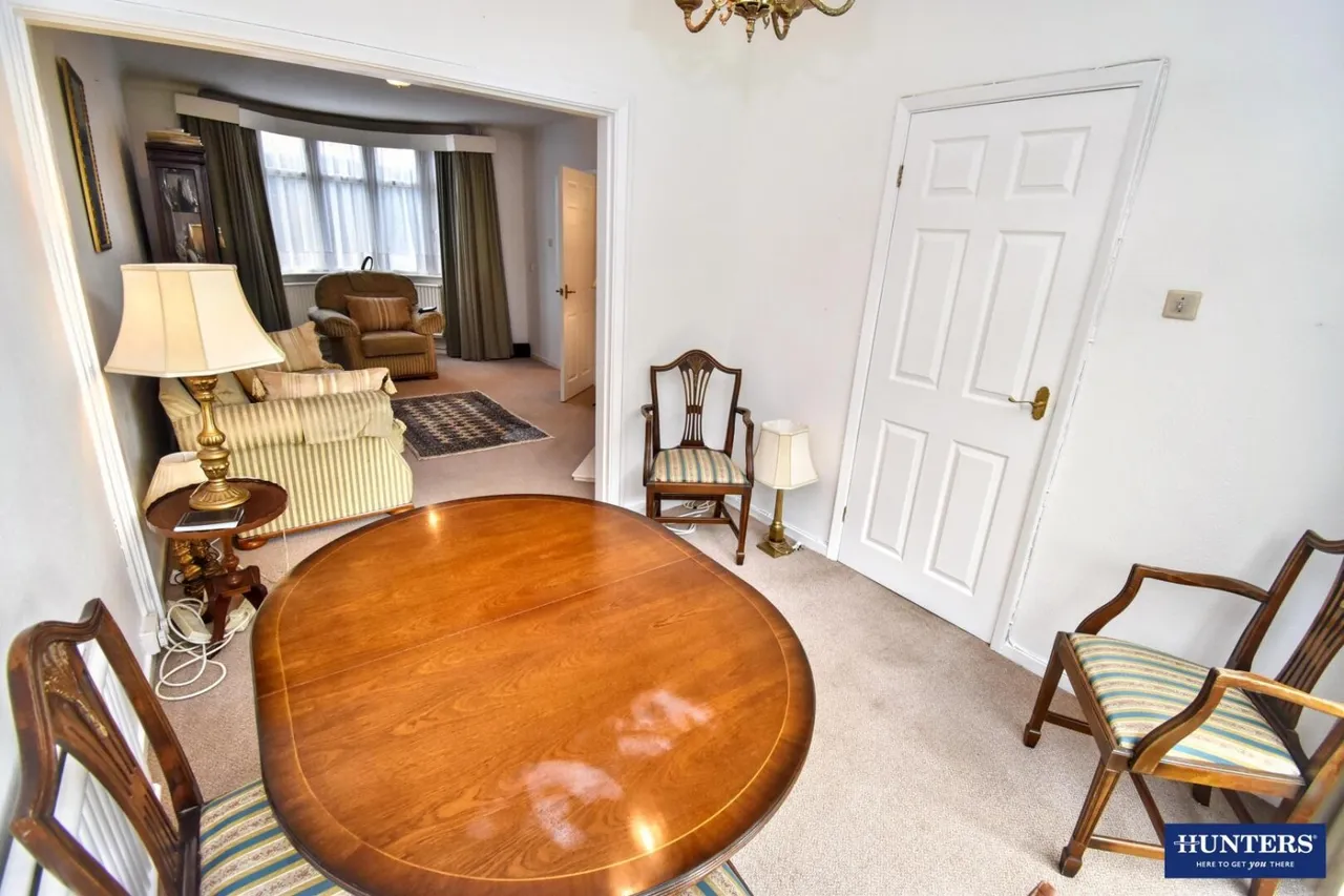 Carlton Drive, Wigston, photo 6