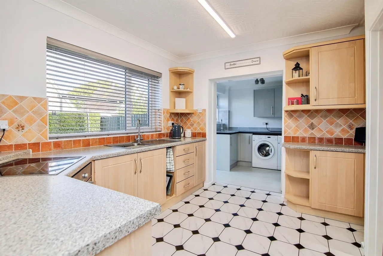 Ramsey Road, Peterborough, PE7, photo 2
