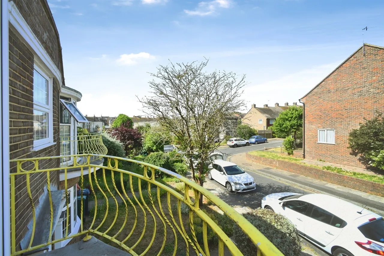 Prince Regents Close, Brighton, BN2, photo 15