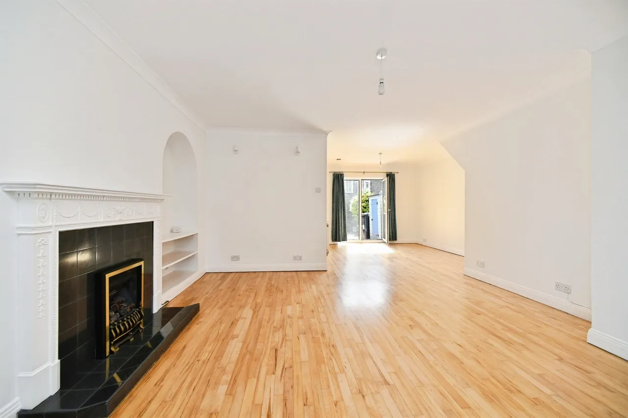 Prince Regents Close, Brighton, BN2, photo 3