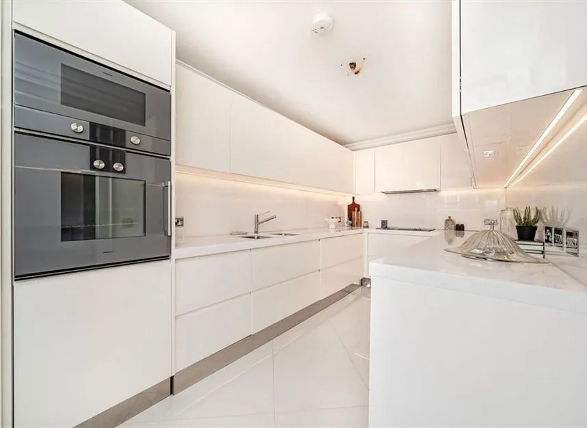 Fitzhardinge Street, Marylebone, W1H, photo 4