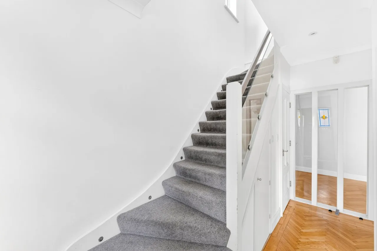Barry Road, London, SE22, photo 14
