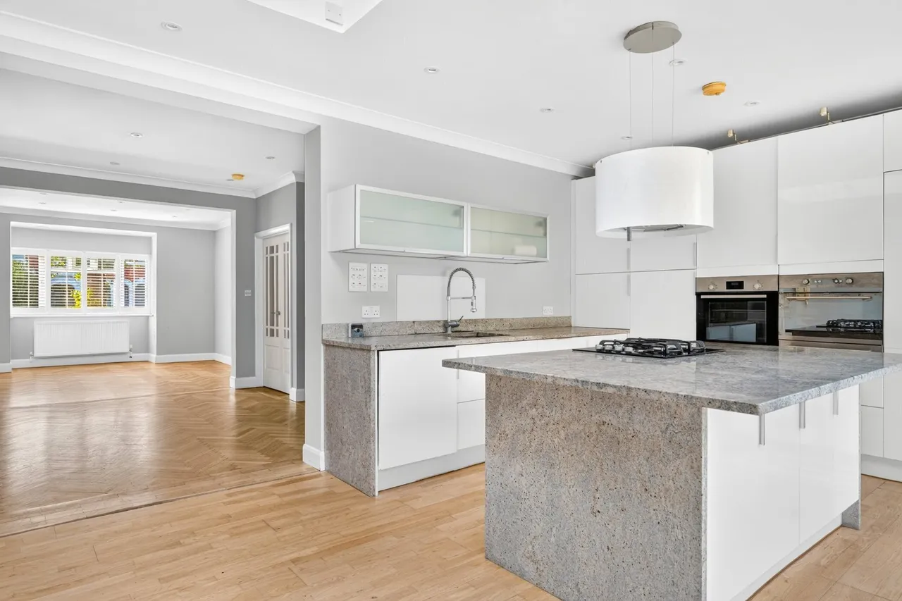 Barry Road, London, SE22, photo 2