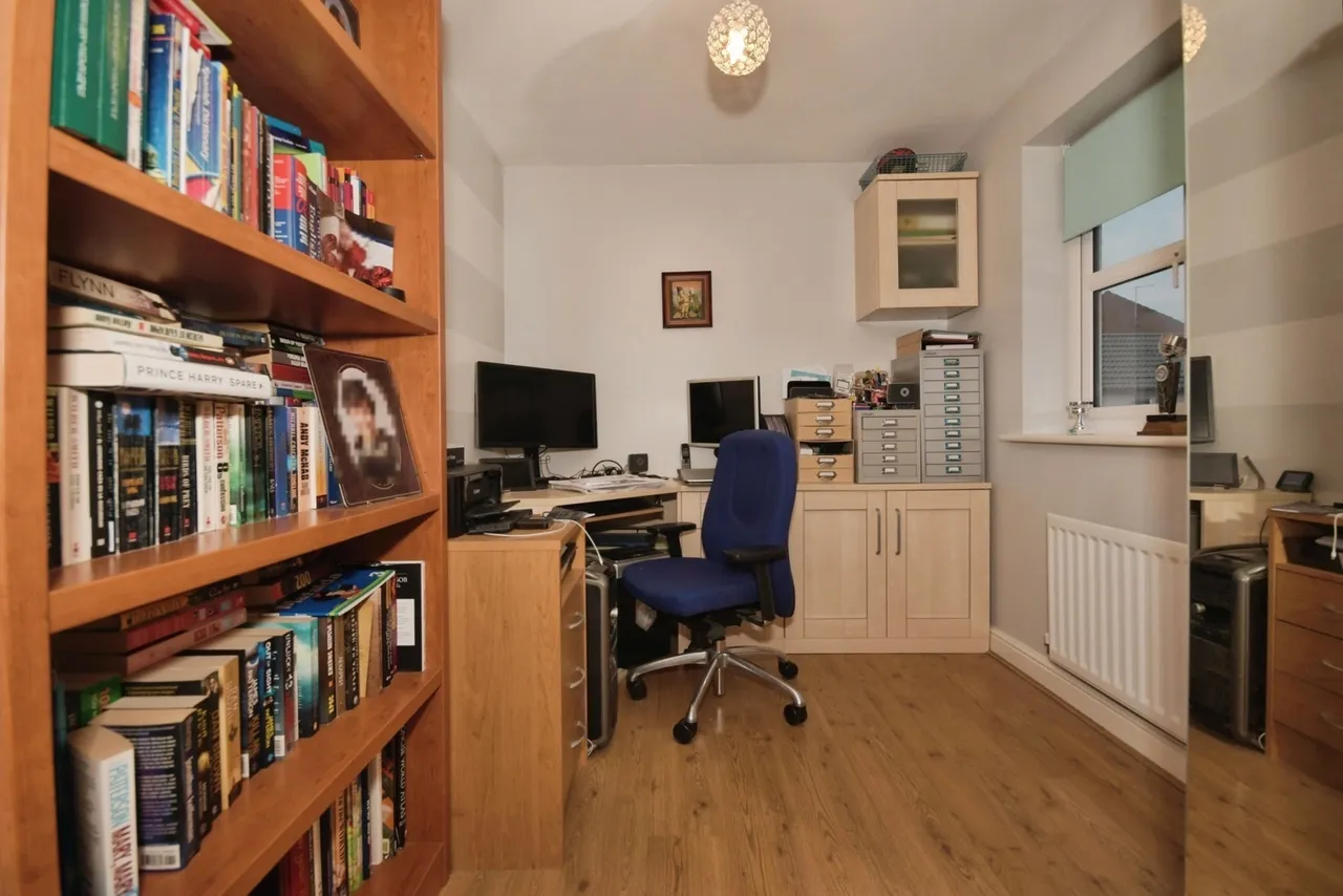 Piper Close, Mansfield Woodhouse, Mansfield, Nottinghamshire, NG19, photo 9