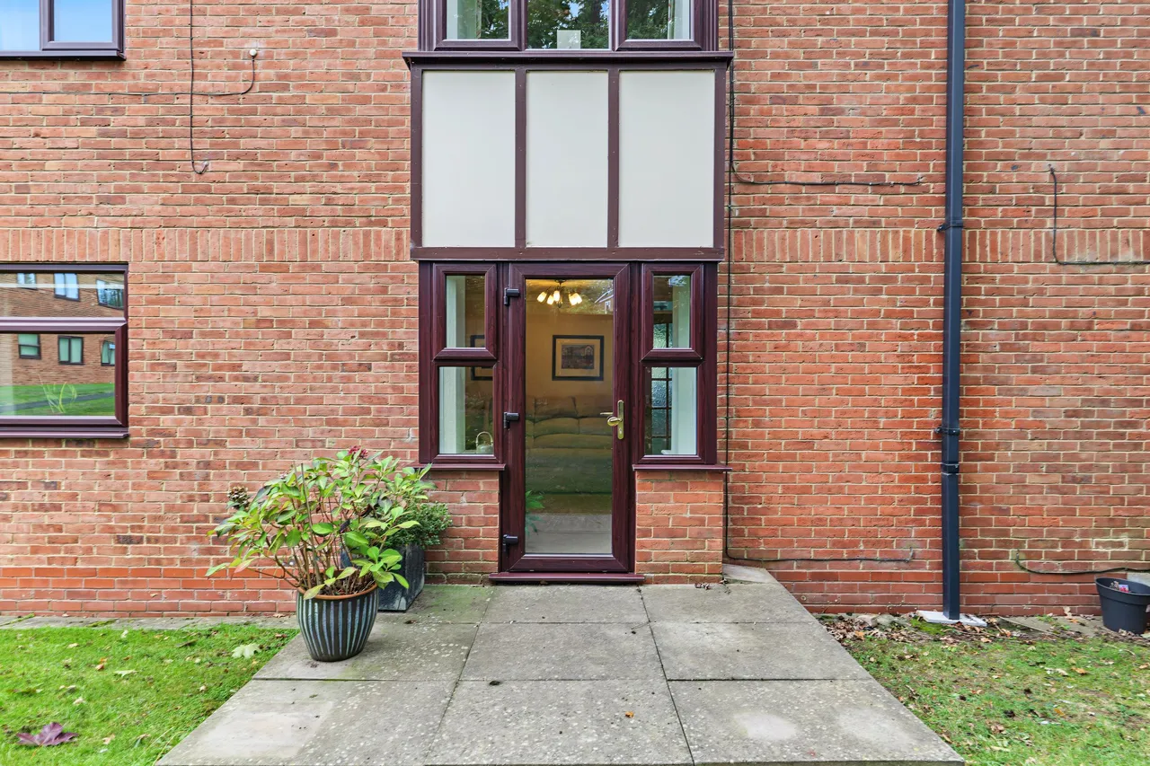 Brentwood Gardens, Finham, CV3, photo 11