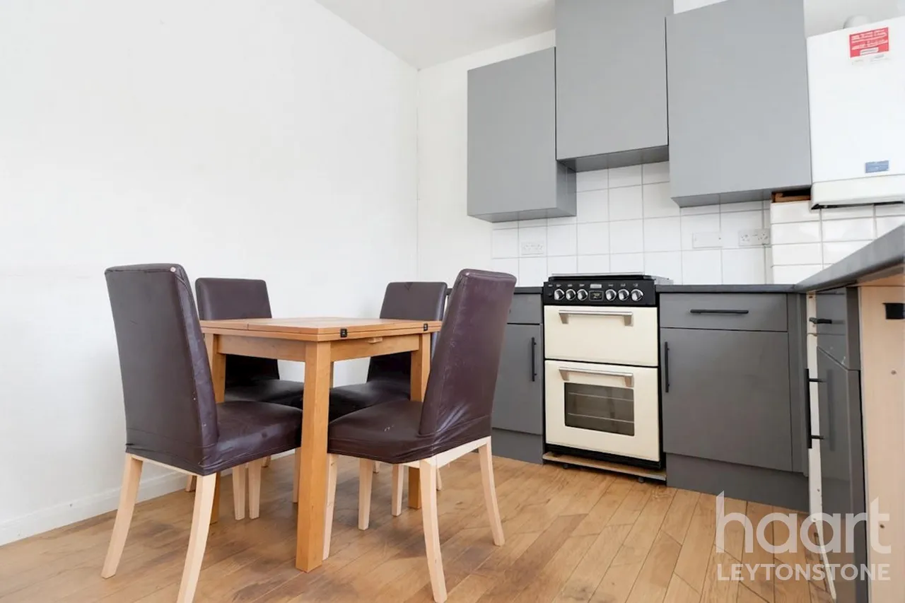 Grove Green Road, E11, photo 5