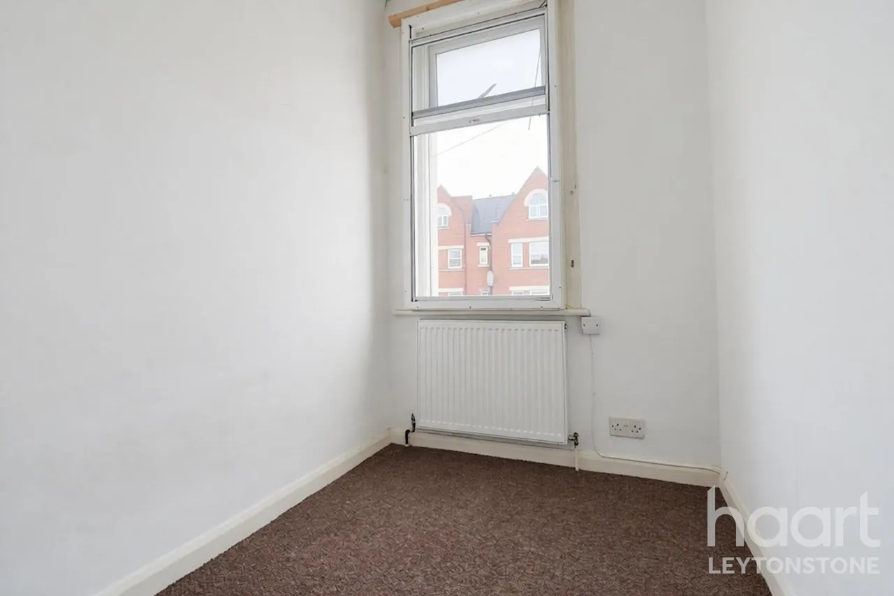 Grove Green Road, E11, photo 2