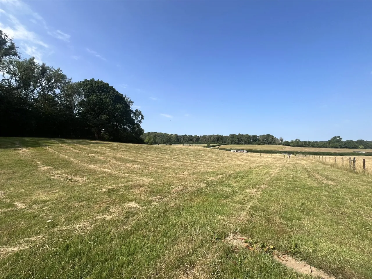 Land At Bedwyn Brail, Great Bedwyn, Marlborough, SN8 3LY, photo 5