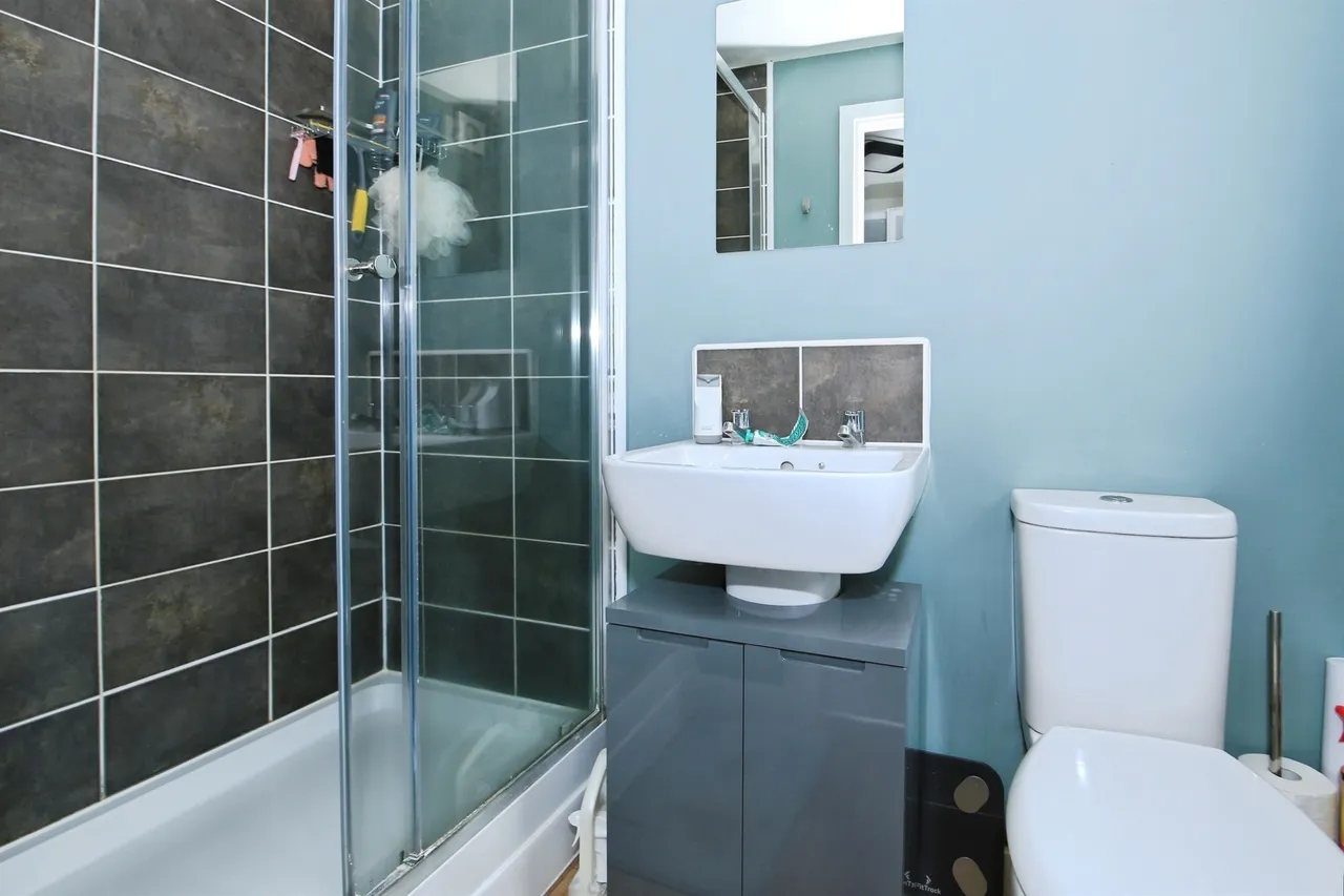Cornmill Close, Farcet, PE7, photo 11