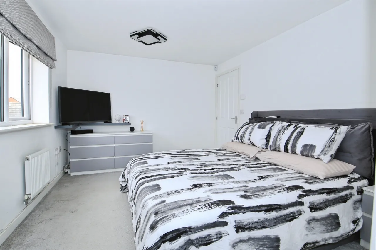 Cornmill Close, Farcet, PE7, photo 10
