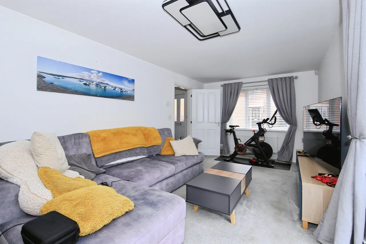Cornmill Close, Farcet, PE7, photo 4