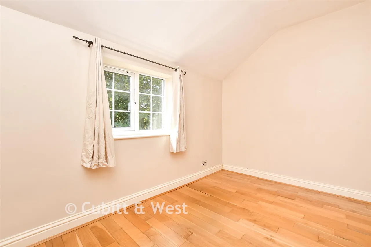 Woodcote Mews, Wallington, SM6, photo 5