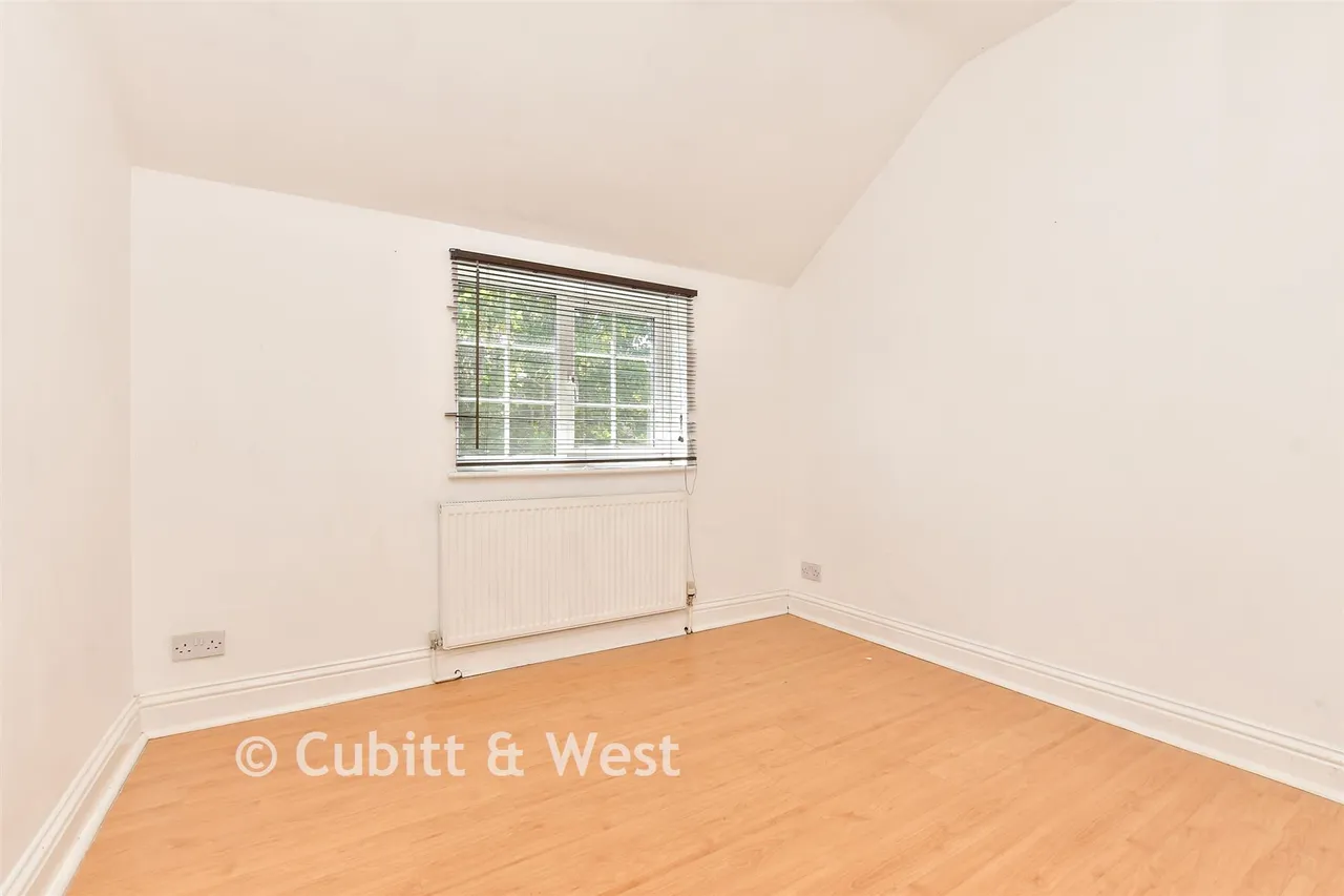 Woodcote Mews, Wallington, SM6, photo 15