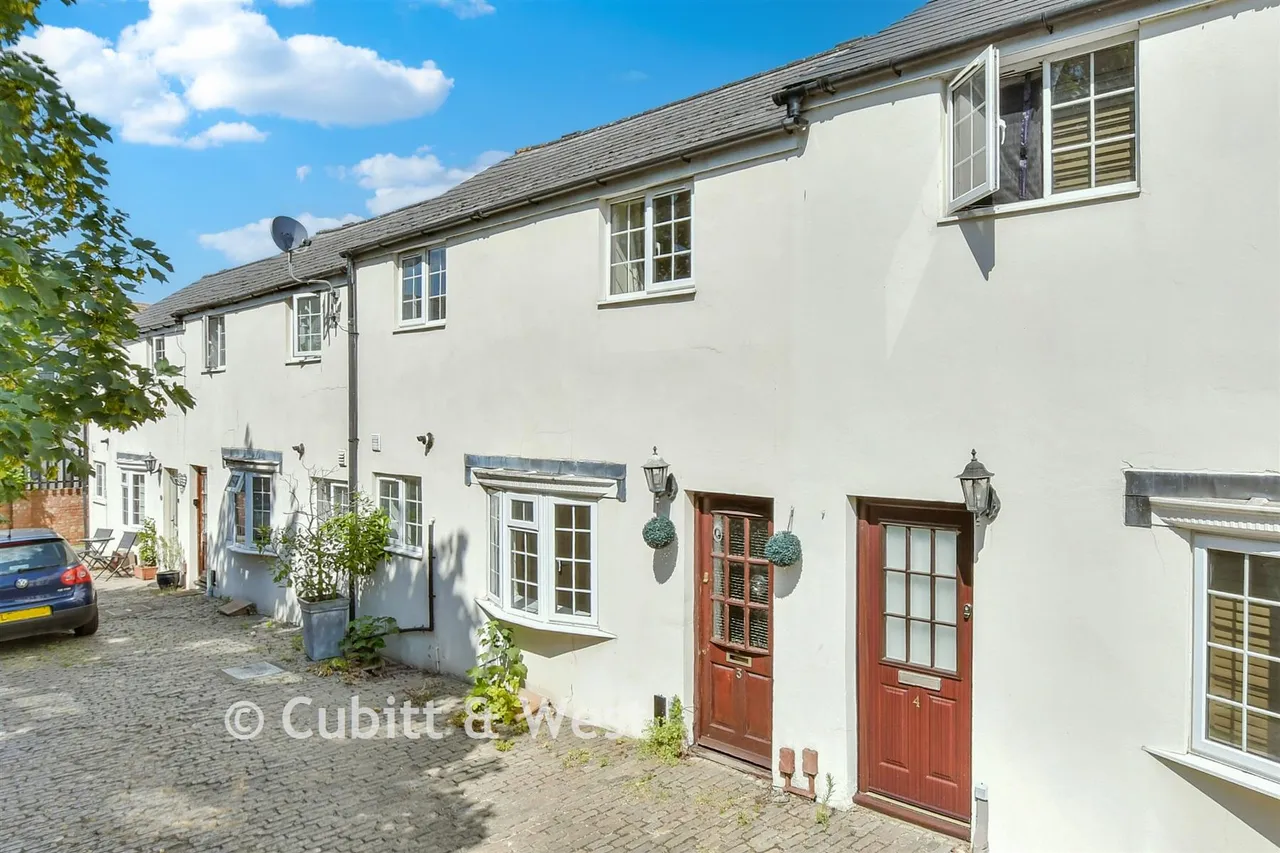 2 bed house for sale, Woodcote Mews, Wallington, SM6