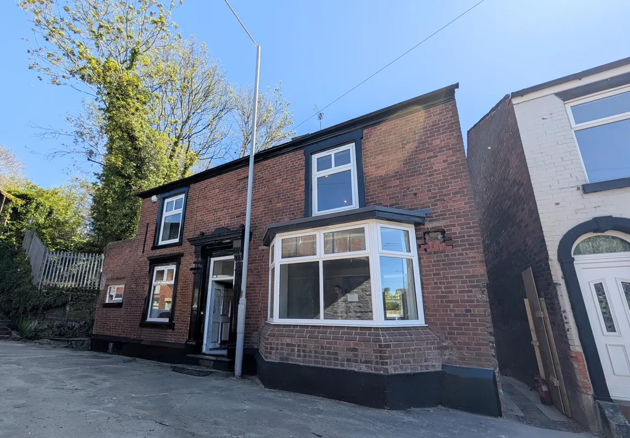 Hyde Road, Woodley, SK6, photo 14