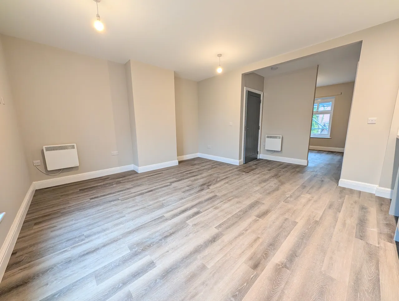Hyde Road, Woodley, SK6, photo 5