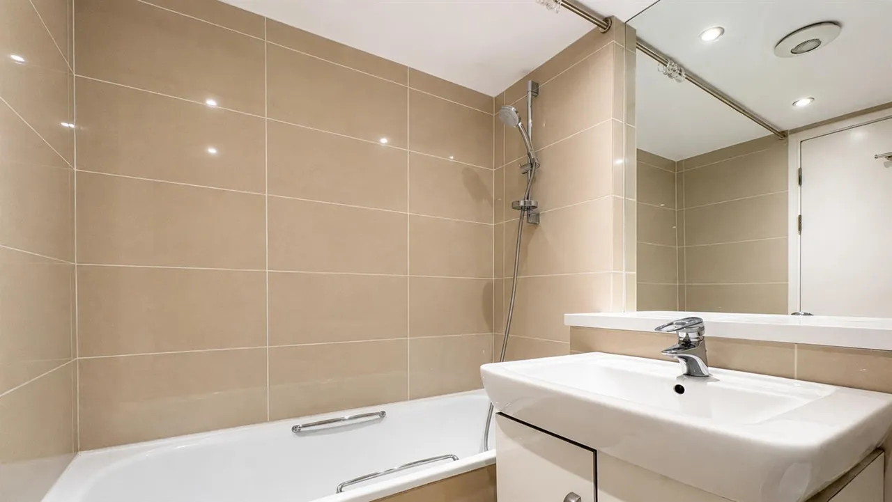 Cromwell Road, Earls Court, SW5, photo 15