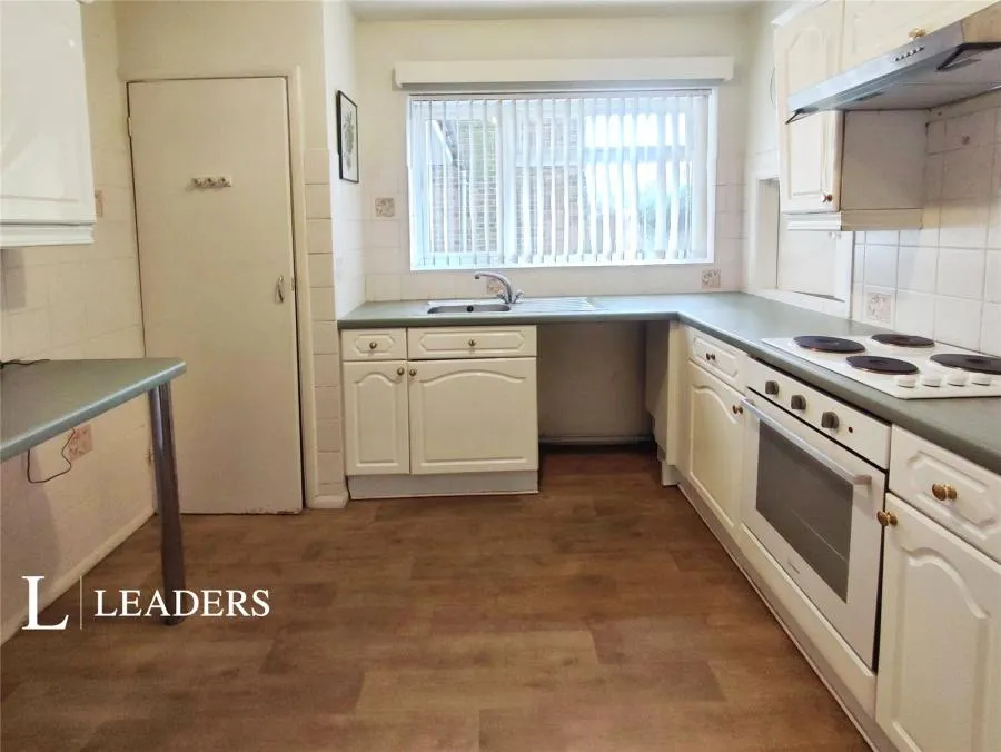 Rowlands Road, Worthing, BN11, photo 3