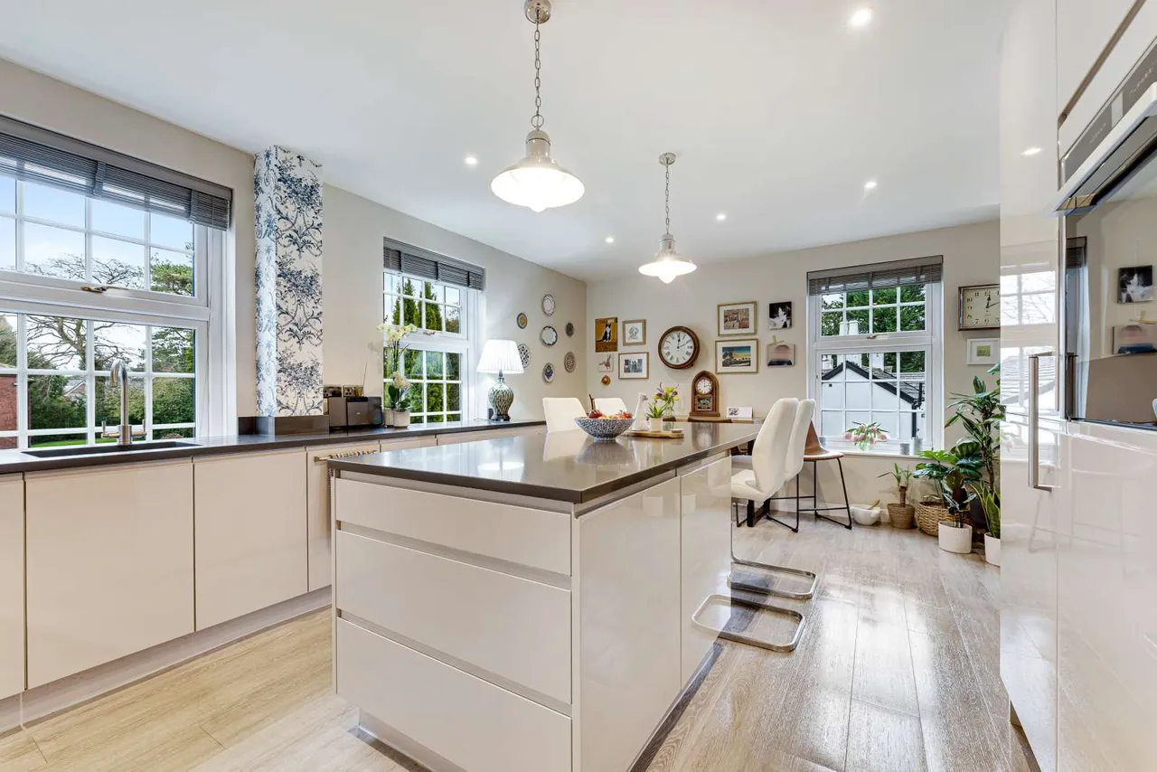 Fulshaw Park, Wilmslow, Cheshire, SK9 1QH, photo 5