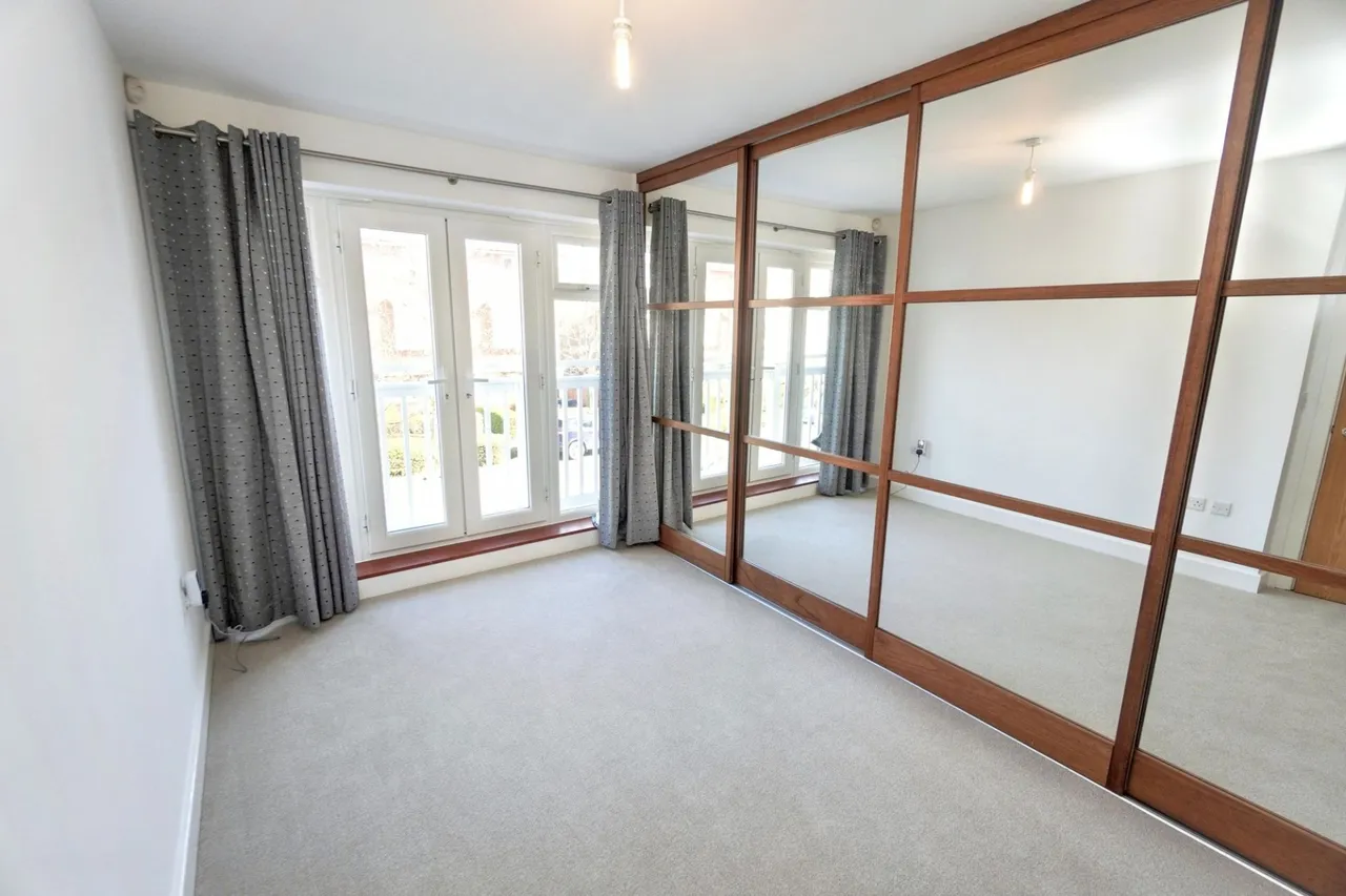 Chequers Avenue, High Wycombe, HP11, photo 11