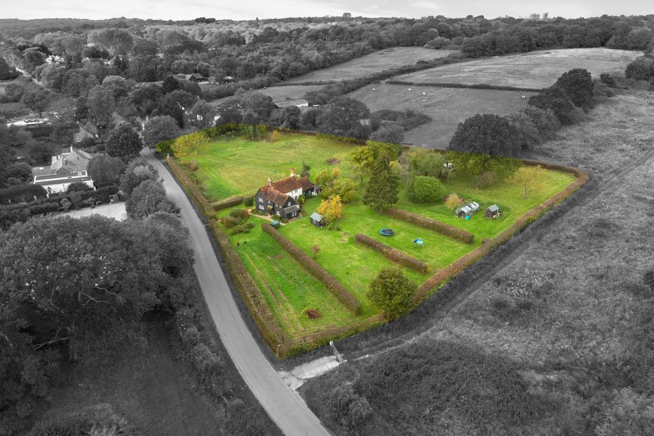 Wormley West End, Broxbourne, photo 42