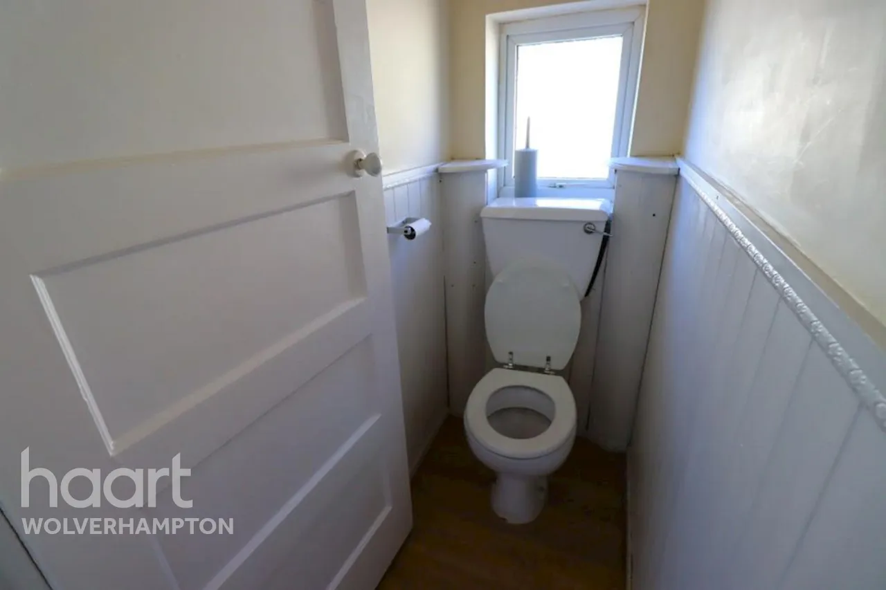 Stafford Road, Wolverhampton, WV10, photo 11