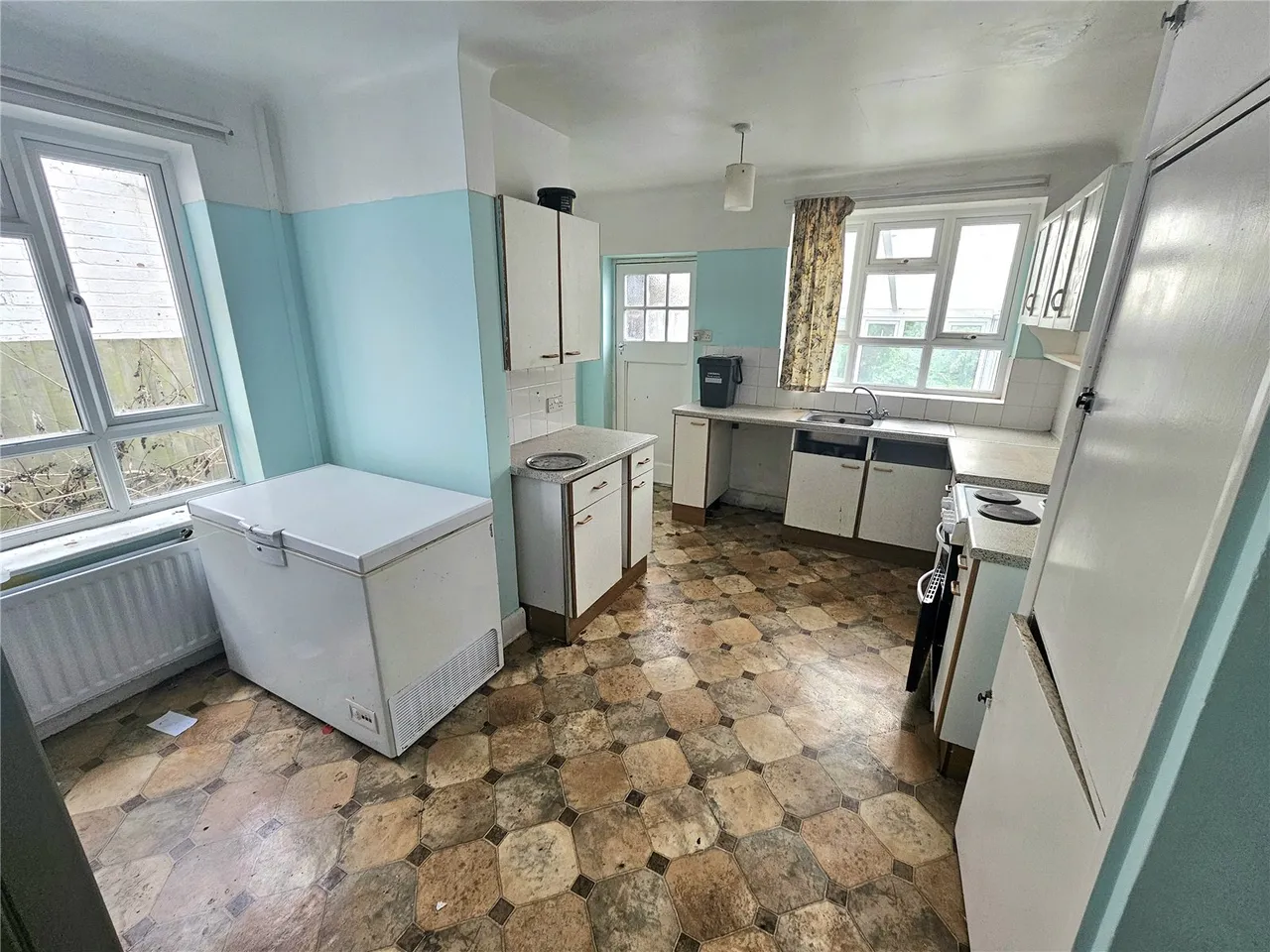 Penrhyd Road, Irby, CH61, photo 6