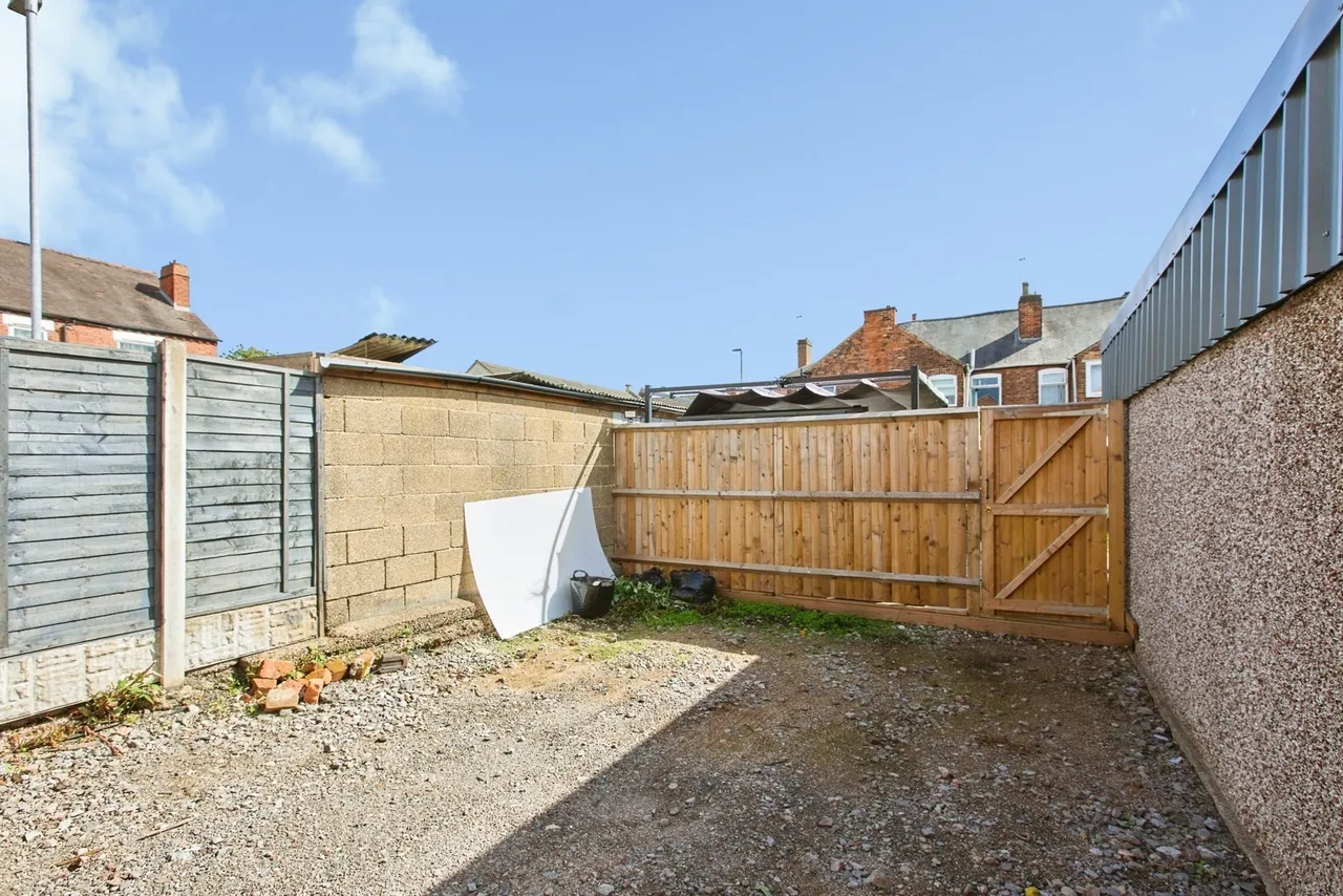 Ash Street, Burton-on-Trent, DE14, photo 17