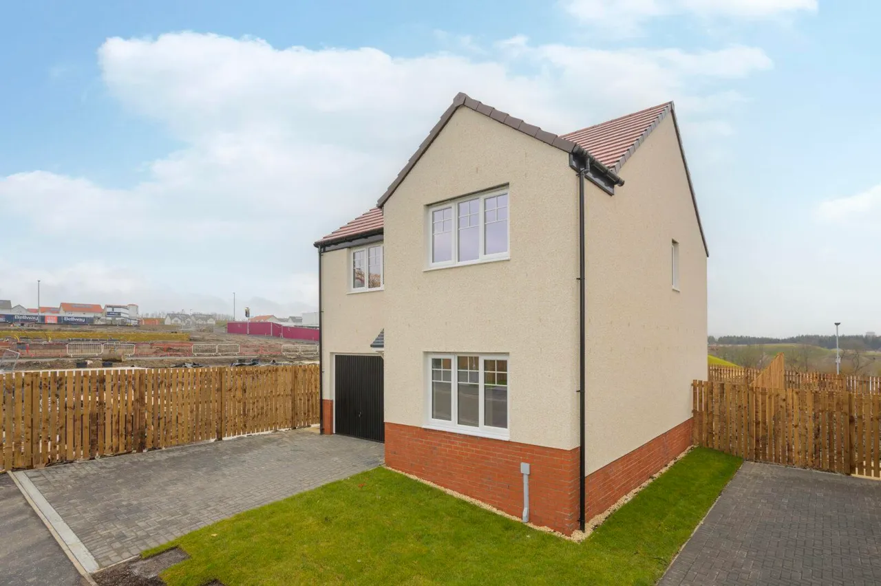 Daffodil Drive, Robroyston, G33 6PQ, photo 39