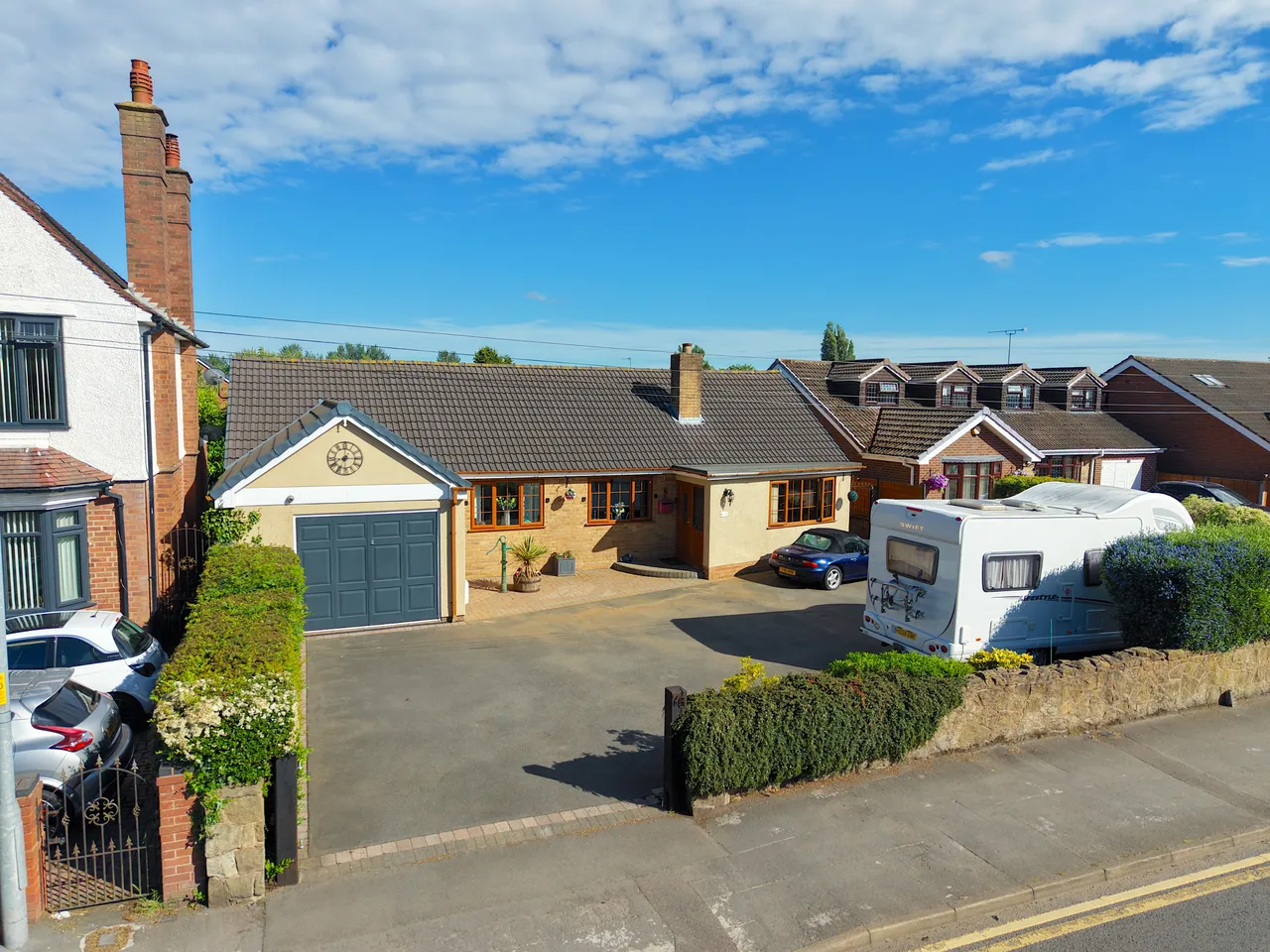 3 bed house for sale — Bloxwich Road North, Willenhall, WV12