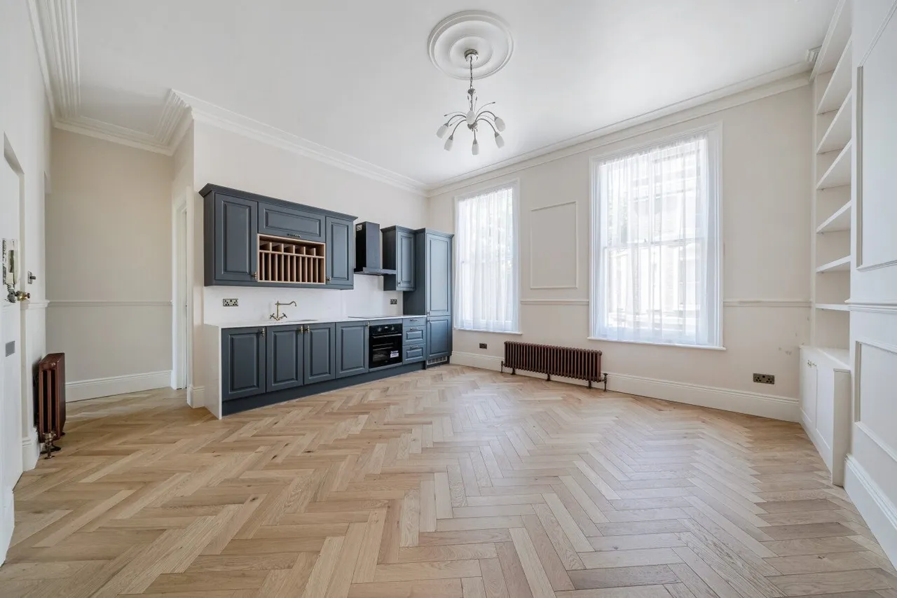 2 bed flat for sale — St Philips Street, Battersea, London, SW8