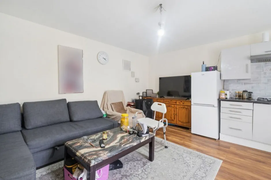 Horton Road, Staines-Upon-Thames, TW19, photo 11
