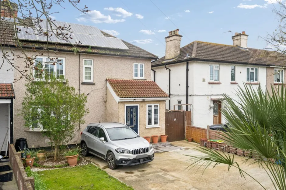 Horton Road, Staines-Upon-Thames, TW19, photo 19