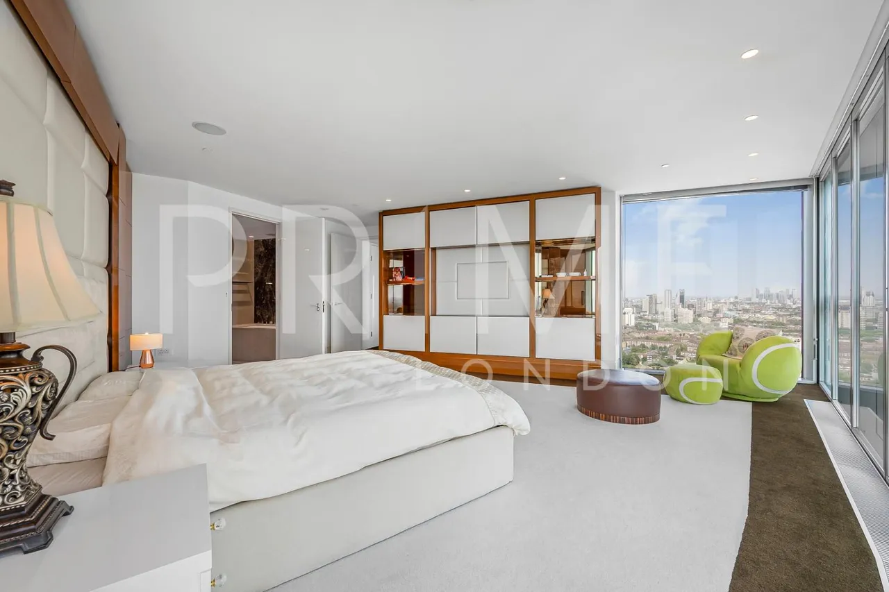 The Tower, One St George Wharf, SW8, photo 6
