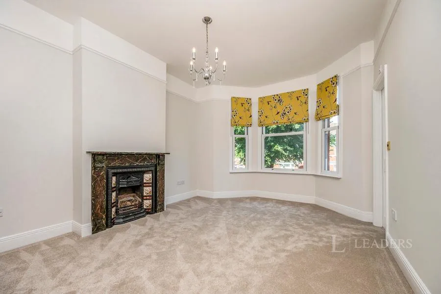 Park Avenue, WR3, photo 10