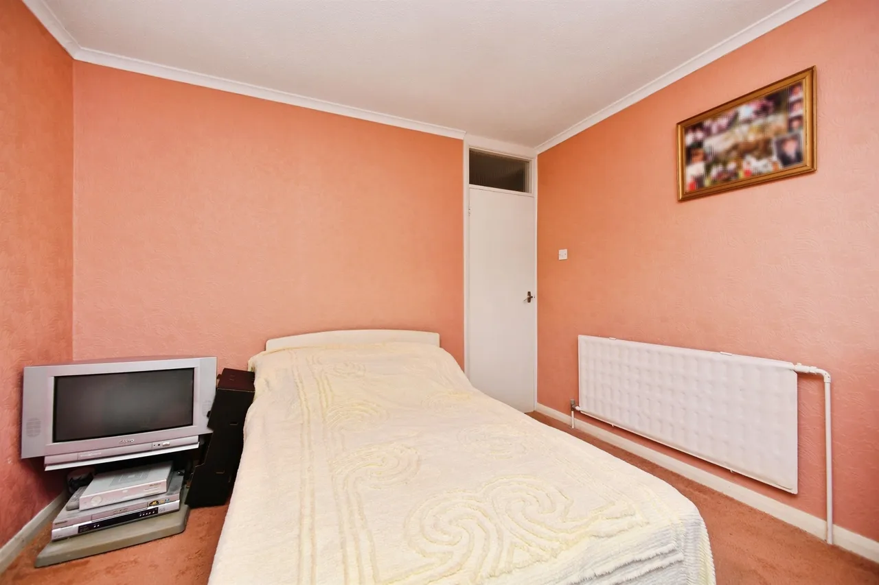 Phyllis Avenue, Peacehaven, photo 9