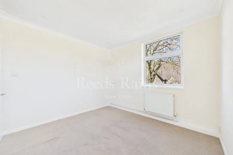 Gorringe Avenue, South Darenth, Kent, DA4, photo 5