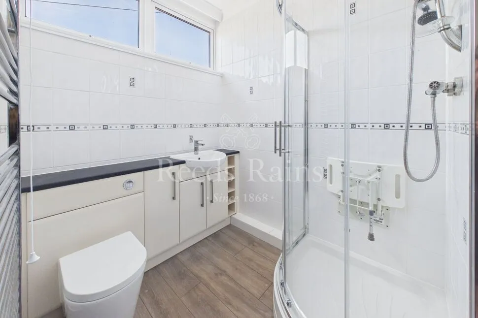 Gorringe Avenue, South Darenth, Kent, DA4, photo 10