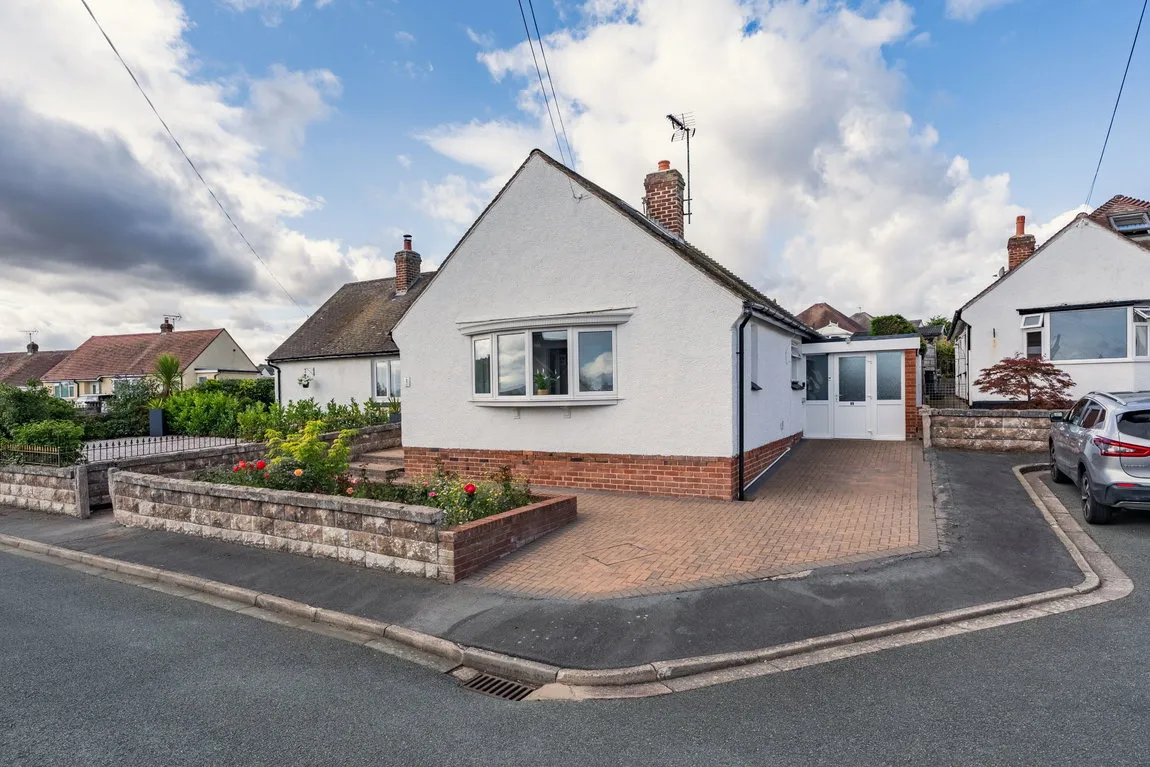 2 bed house for sale — Langley Close, Penrhyn Bay, Llandudno, LL30 3LN