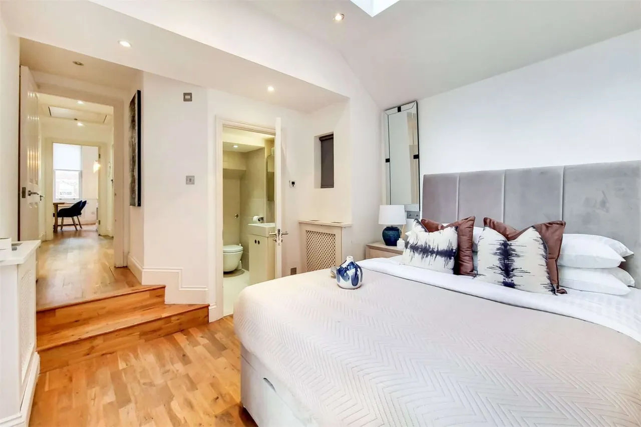 Windmill Hill, Hampstead, London, NW3 6RU, photo 8