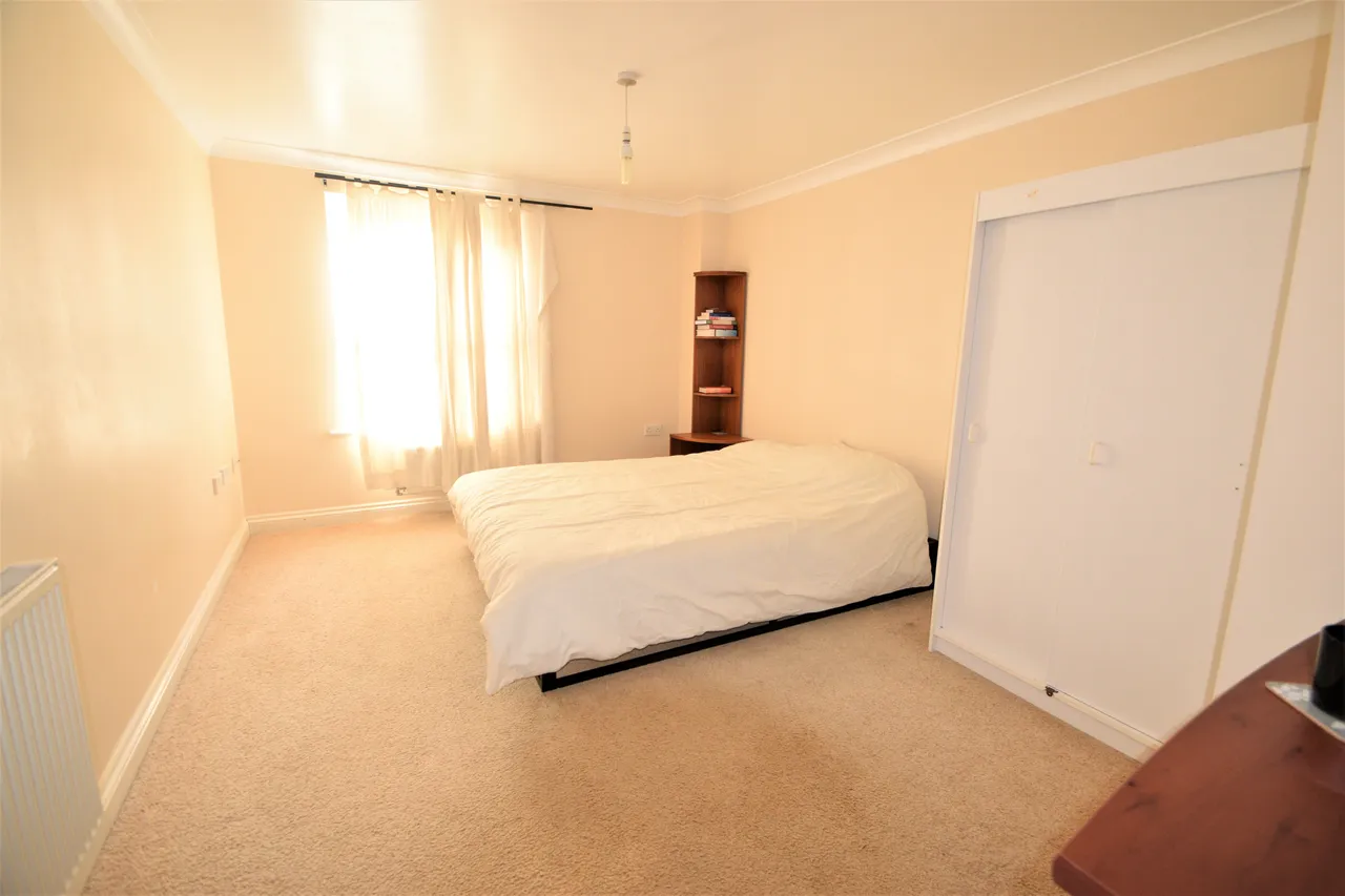 Blenheim Road, Eastleigh, SO50, photo 4