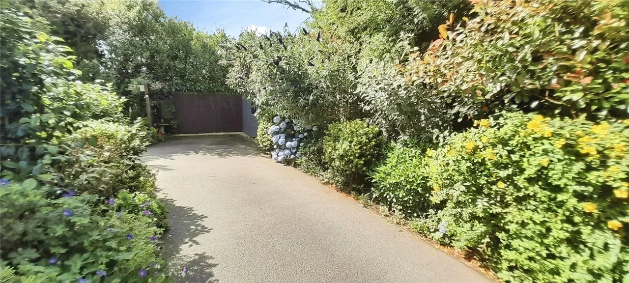 Wheal Albert Road, Goonhavern, TR4, photo 24