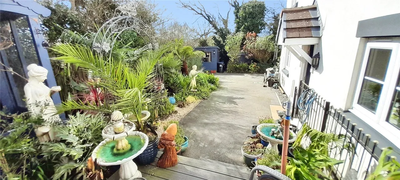 Wheal Albert Road, Goonhavern, TR4, photo 19