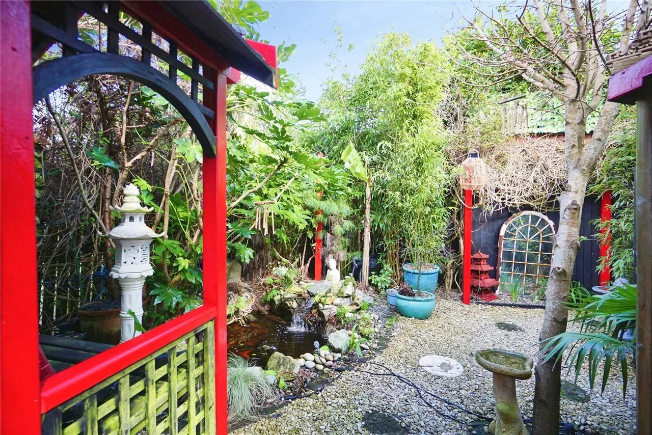 Wheal Albert Road, Goonhavern, TR4, photo 17