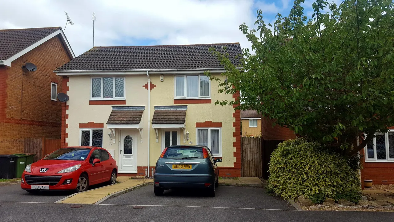 2 bed house to rent, Wainwright Gardens, Hedge End, SO30