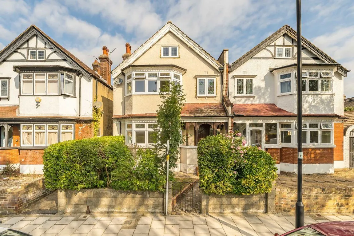 4 bed house for sale, Heathdene Road, SW16