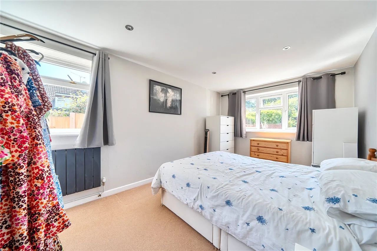 Nutbourne, Farnham, Surrey, GU9, photo 12