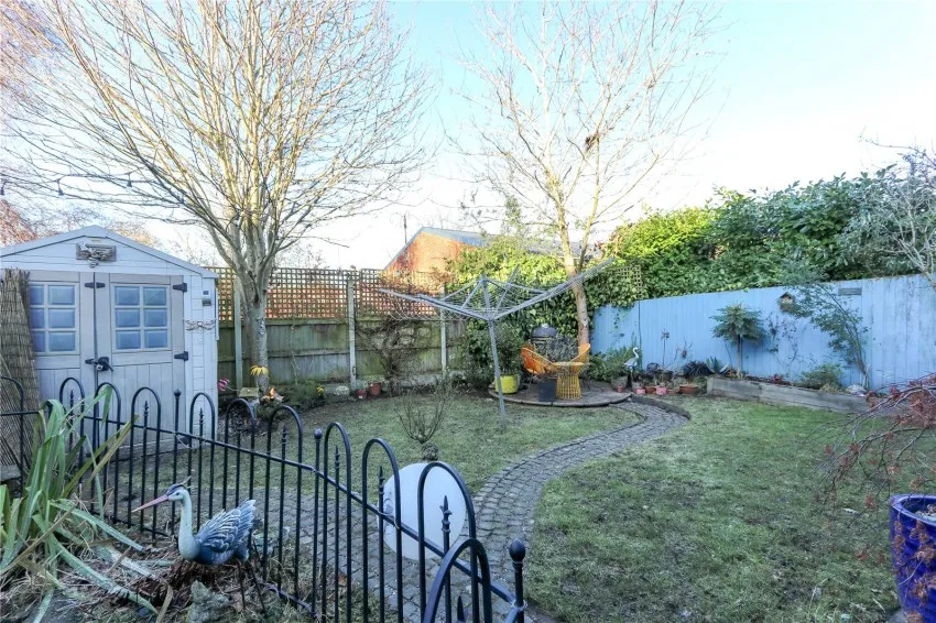 Lavington Avenue, Cheadle, photo 18