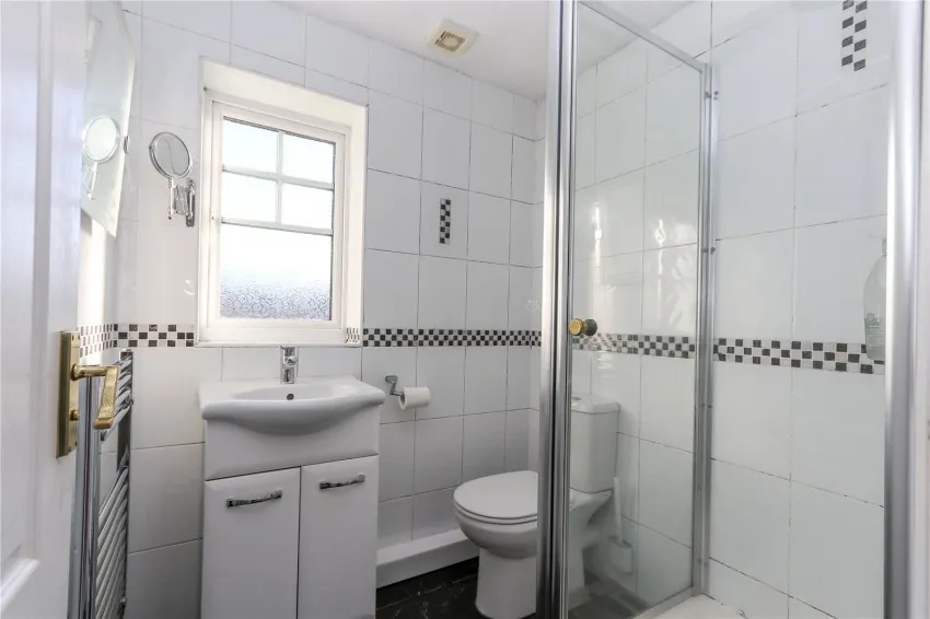 Lavington Avenue, Cheadle, photo 12